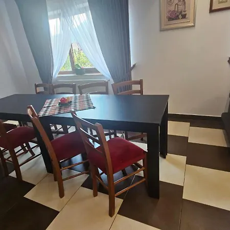 Pensiunea Mia Πανδοχείο Statiunea